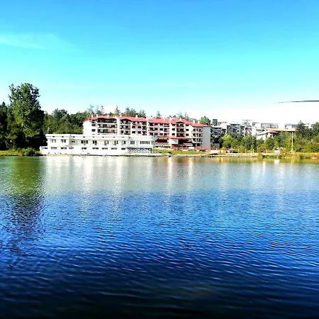 Tryavna Lake Apartment Apartmán