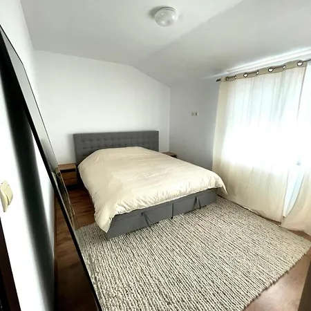 Apartmán Tryavna Lake Apartment *